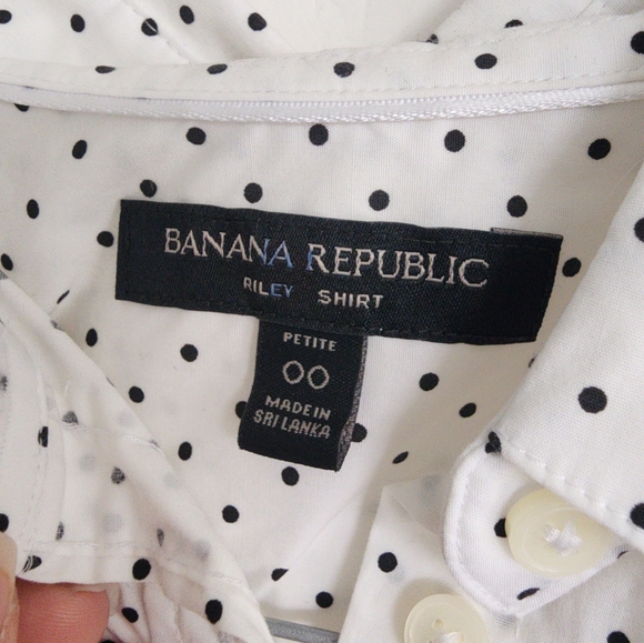 Banana Republic beautiful Shirt - Picture 3 of 5